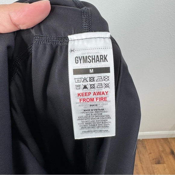 Gymshark High Waist Flared Pants Black Size Medium - Picture 5 of 6